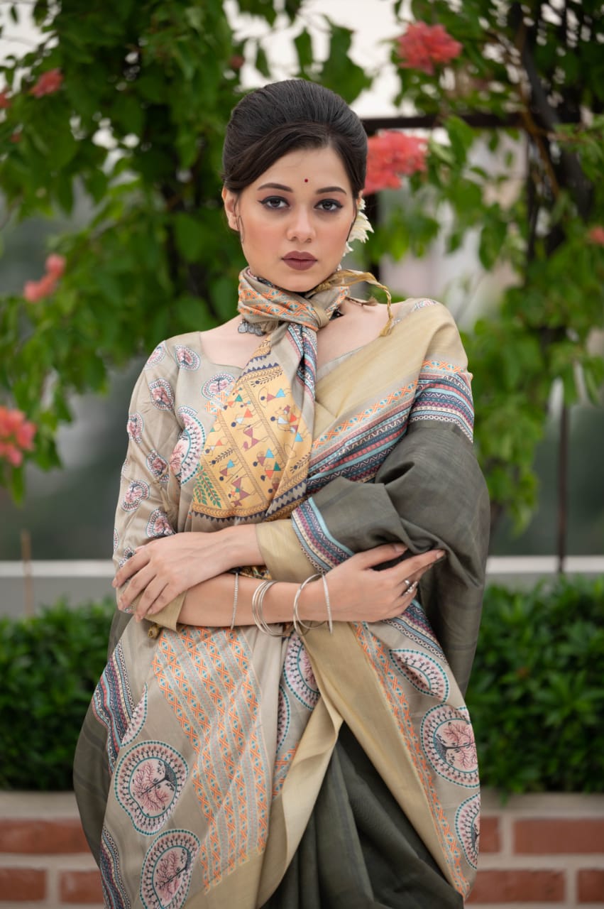 BANARASI TUSSAR PRINT SAREE IN GREY