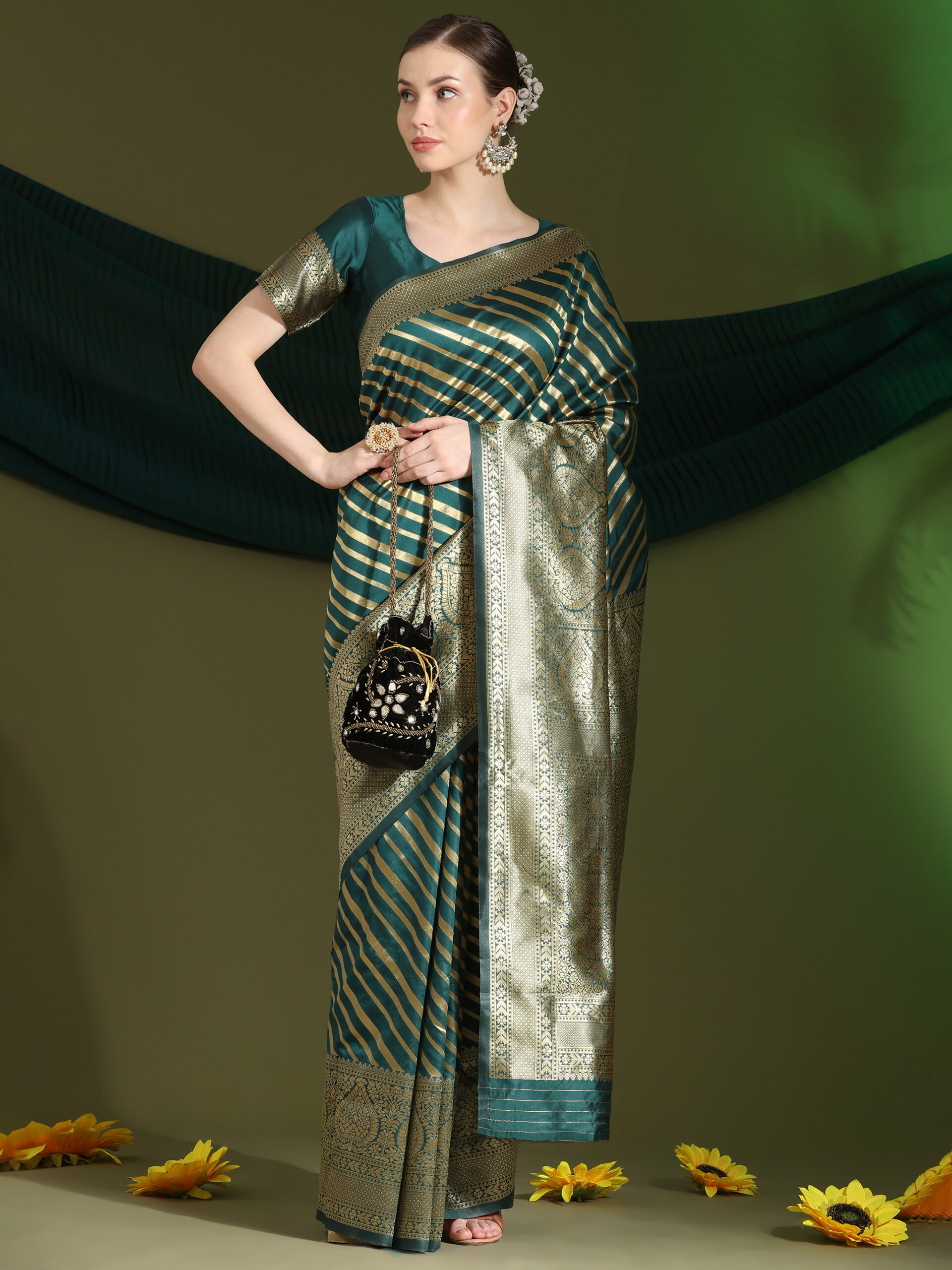 Dark  Green saree woven design Floral Silk Blend Leheriya Saree