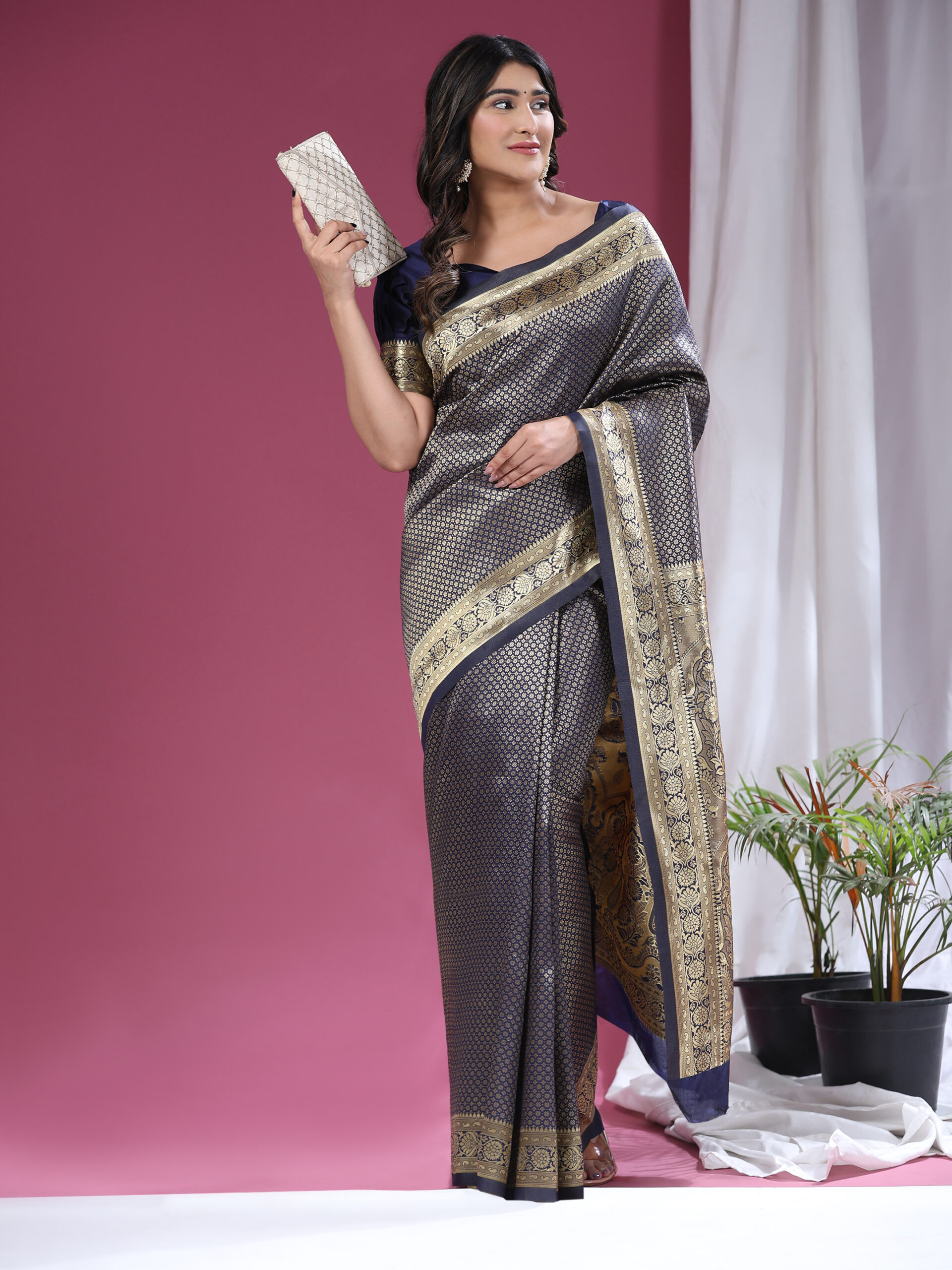Navy Blue Woven Design Zari Silk Blend Kanjeevaram Floral Saree