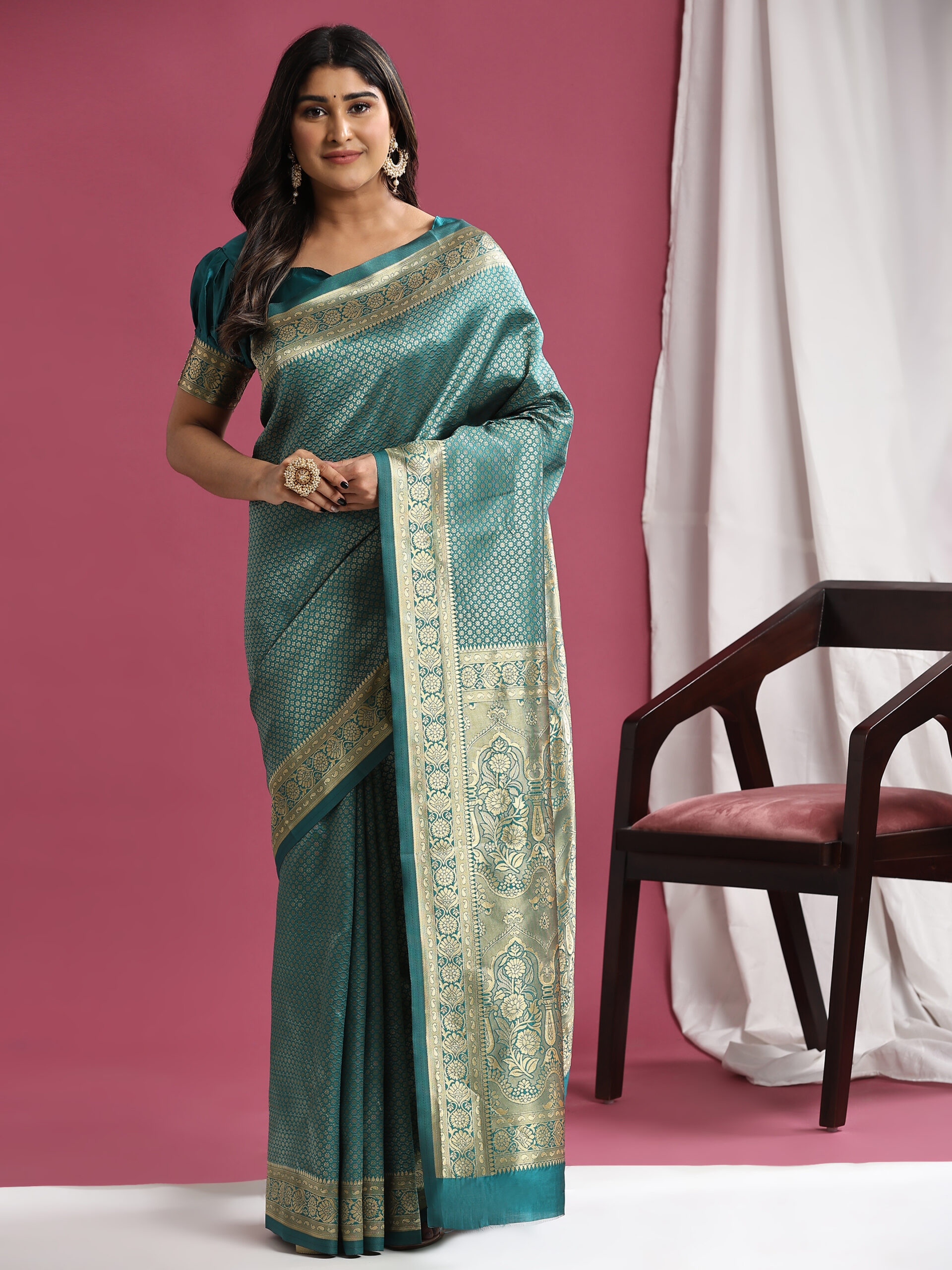 Turquoise  Ethnic Motifs Zari Silk Blend Kanjeevaram Saree