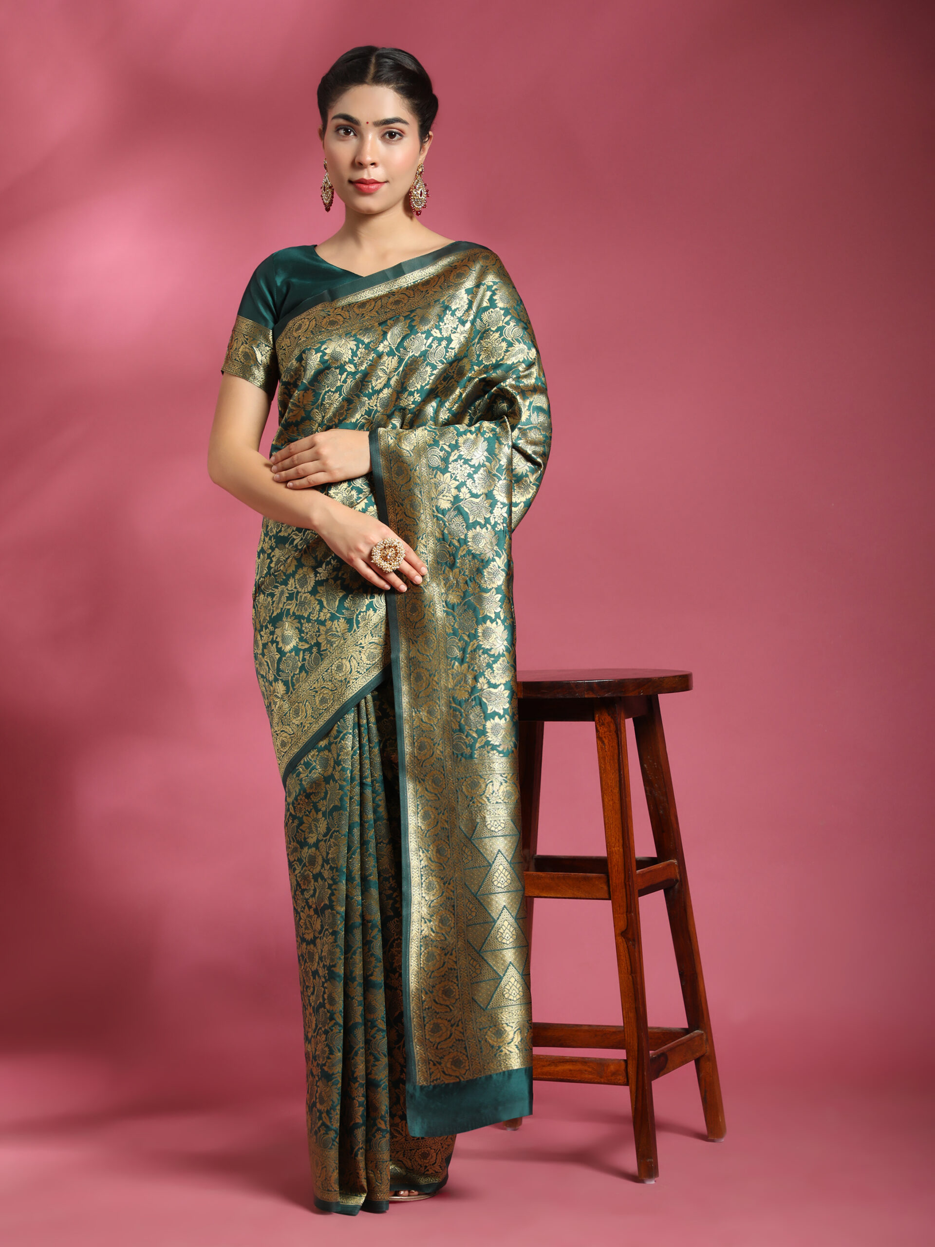 DARK GREEN  Floral Silk Blend Banarasi Sarees